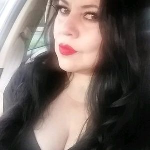 Meet your Posher, Karla